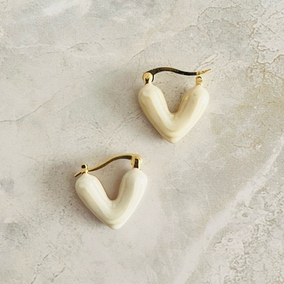 Anthropologie Jewelry - white heart shaped mini hoops gold earrings